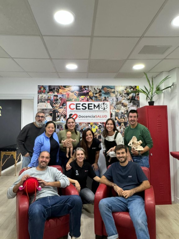 Curso de simulación de parto y emergencias obstétricas fuera del hospital