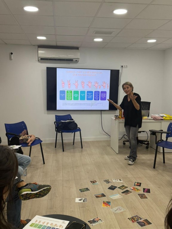 Curso de simulación de parto y emergencias obstétricas fuera del hospital