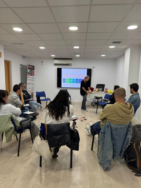 Curso de simulación de parto y emergencias obstétricas fuera del hospital